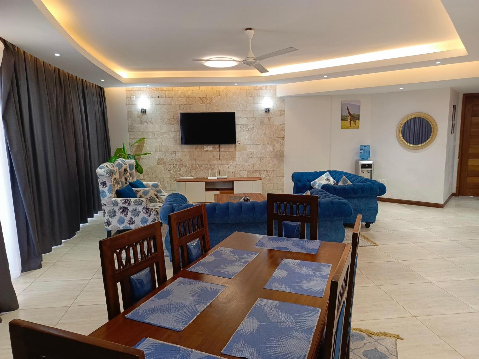 Savannah Lions Exquisite Apartment 몸바사 외부 사진